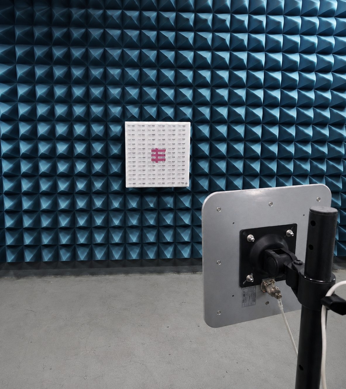 RFID antenna and tag read performance test setup